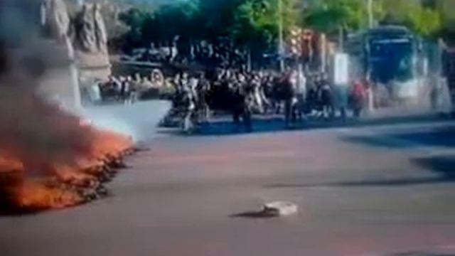 Incendi de rodes a la diagonal de barcelona смотреть онлайн