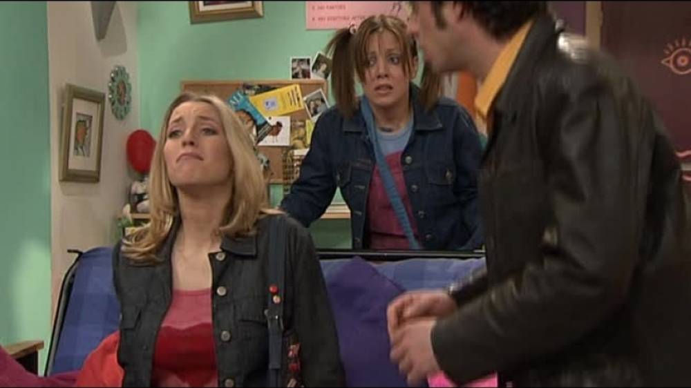 Extra English Episode 6 смотреть онлайн