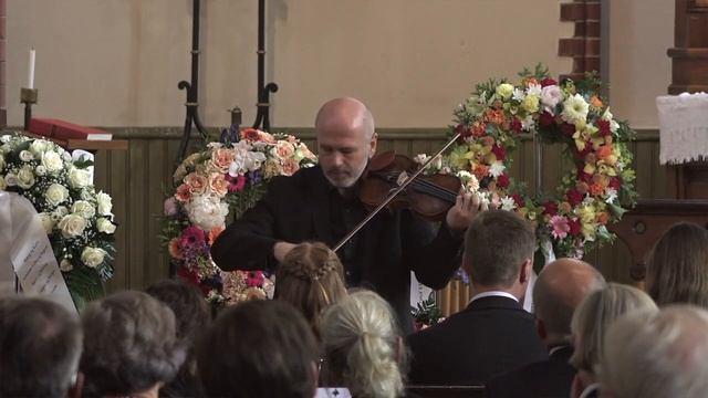 210702 Flere hundre fulgte Kolbein Falkeids siste reis смотреть онлайн