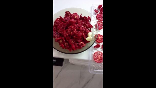 Вяленые томаты смотреть онлайн