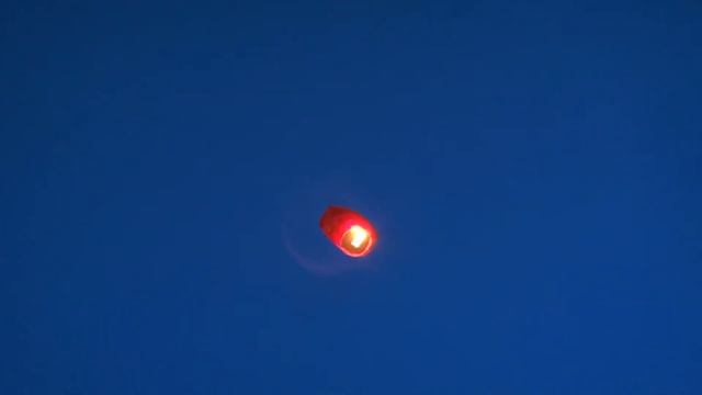 Небесный фонарик-улетает в небо (Heavenly lantern) смотреть онлайн