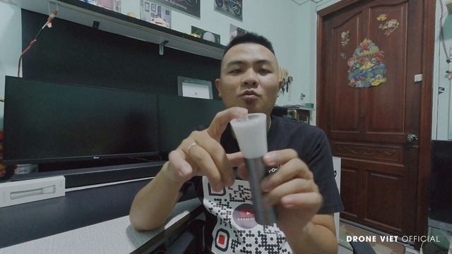 vlog 170 | Đèn Pin Cảm Biến Trọng Lực BEEBEST F2 смотреть онлайн