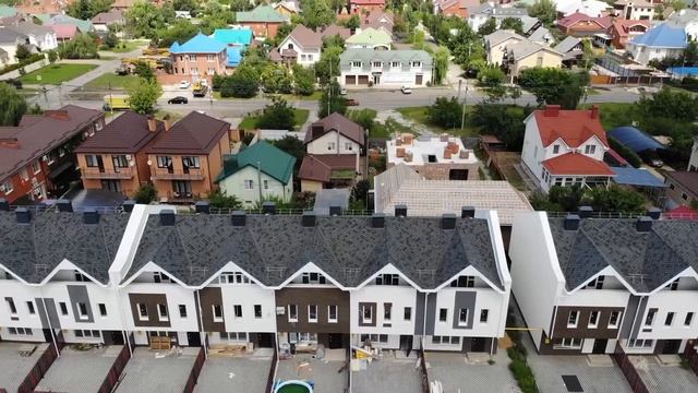 Коттеджный посёлок "Красный". Современный танхаус 160 м2. Архитектурный стиль с европейским дизайно смотреть онлайн