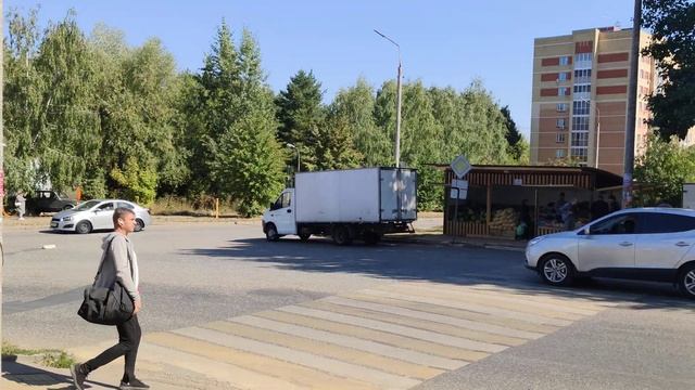 Казань, Минская 32А (у входа) смотреть онлайн