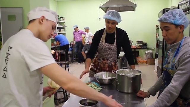 Адская кухня в ФК Движение смотреть онлайн