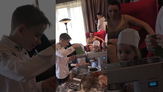 Мастер шеф дети с финалистом Данил Кива смотреть онлайн