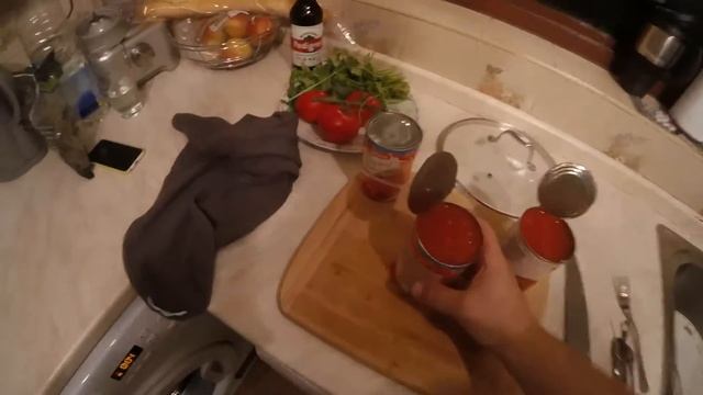 дальнобой по англии: готовлю грузинское блюдо Чахохби́ли смотреть онлайн
