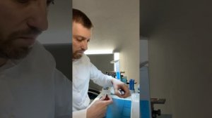 Меняем АКБ iPhone 13 mini