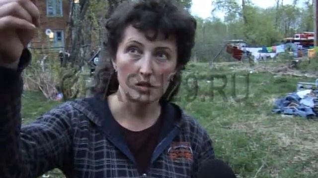 Пожар в двухэтажном доме на Цигломенской смотреть онлайн