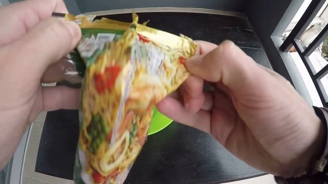 100Бат на еду в день | Можно ли вдвоем прожить на 230 руб в Бангкоке | смотреть онлайн