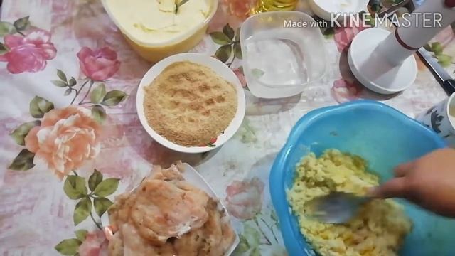 Котлеты по киевски вкусные румяные и очень сочные смотреть онлайн