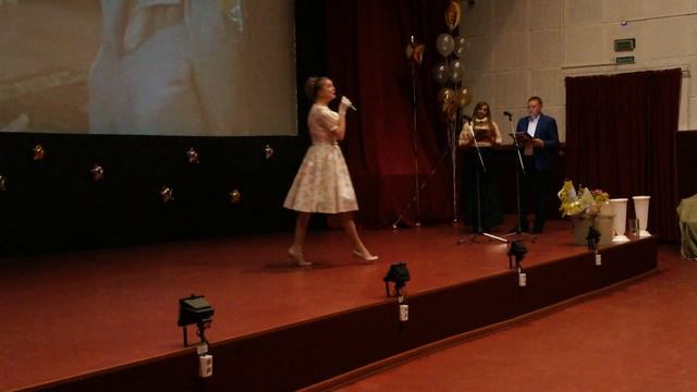 Евгения Дунаева (Манухина) "Песенка о хорошем настроении" смотреть онлайн