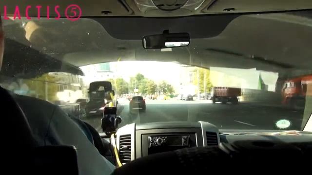 Прогулка японских партнеров Компании LACTIS 5 по Москве смотреть онлайн