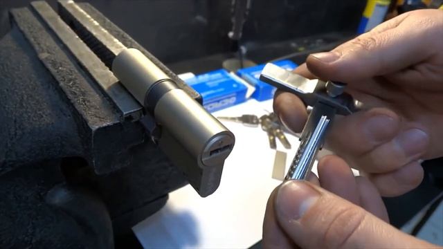 GERDA WK M3 lock picking смотреть онлайн