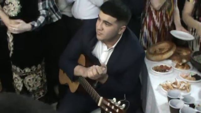 ЙОШКАР-ОЛА. МарГУ. ДРУЖБА НАРОДОВ. ТАДЖИКСКИЕ КРАСАВИЦЫ смотреть онлайн