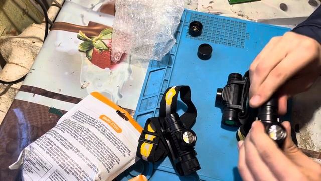 Тест распаковка фонарики Boruit D10 товар AliExpress