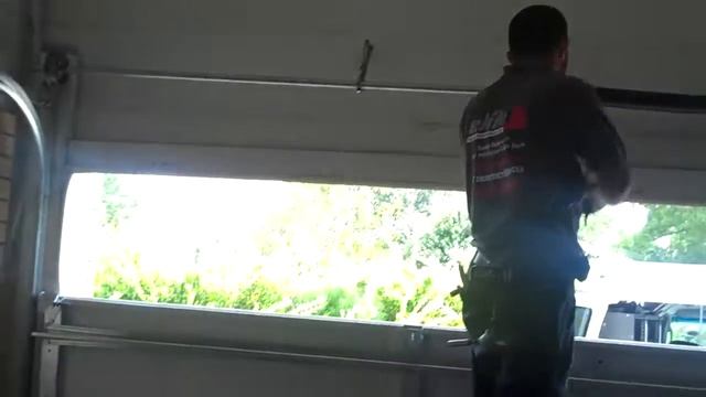 Garage Door Openers Kissimmee | Call 407-967-2316 Garage Doors смотреть онлайн