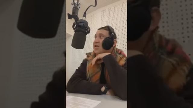 Режиссермен әдемі прикол - Қайрат Әділгерей смотреть онлайн