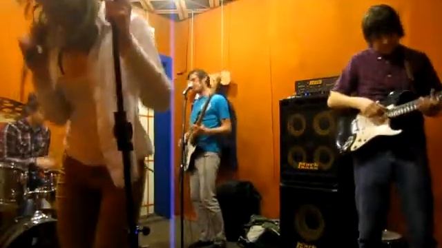 Летающие Гитары (Flying Guitars) - Fun House Solo. Репа смотреть онлайн