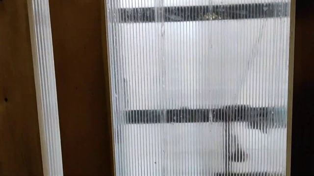 Выгульное окно для птиц, если его нет в пластиковой двери🤗 смотреть онлайн