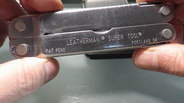 LEATHERMAN CORE [The Super Tool Saga] смотреть онлайн