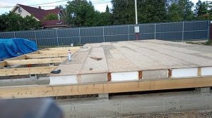 укладка пола из сип панелей  2023 г.