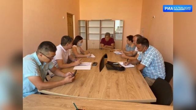 В с. Малые Дербеты завершилось строительство новой школы смотреть онлайн