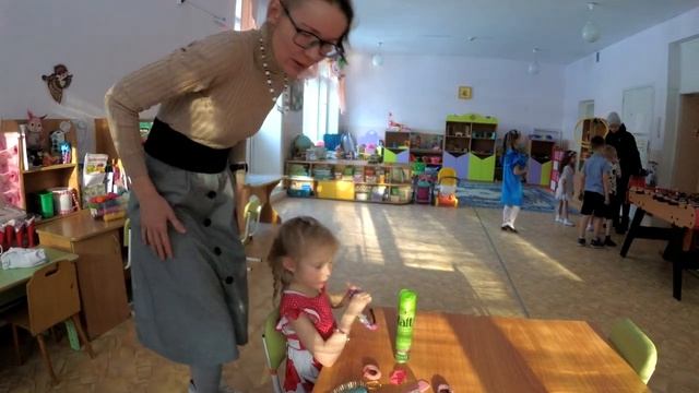 не в ту дверь смотреть онлайн