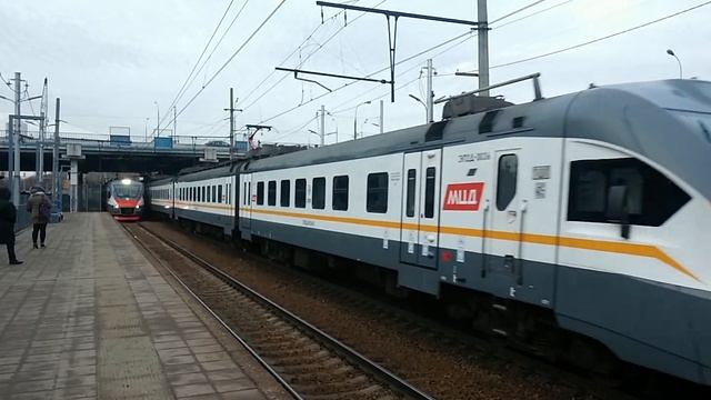ЭП2Д-0036 и ЭП2Д-0038 ЦППК Перекраска Наше Подмосковье На станции Трикотажная смотреть онлайн