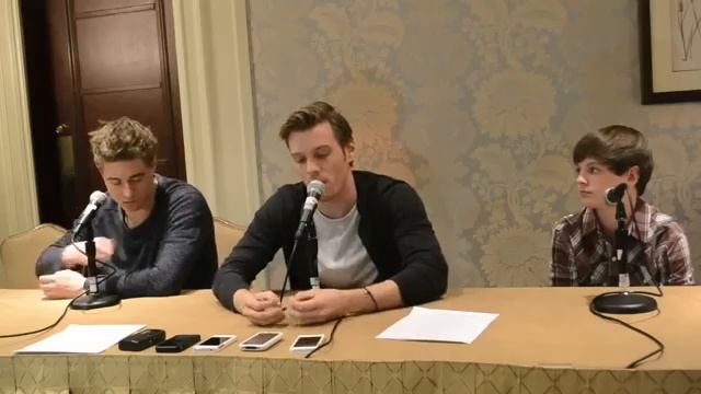 Interview with Max Irons, Jake Abel and Chandler Canterbury смотреть онлайн