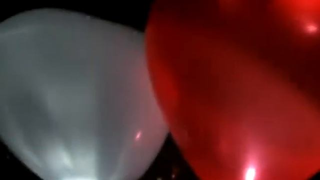 Светящиеся шары.mp4 смотреть онлайн