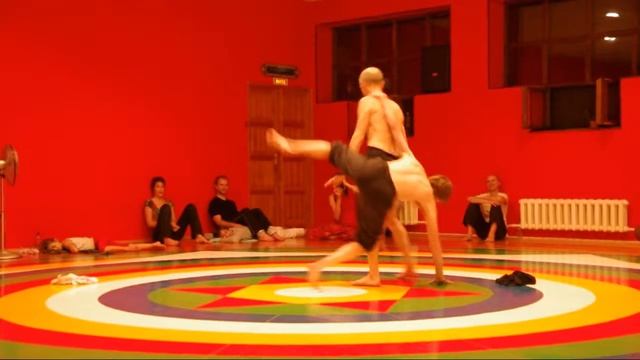 Benno vs Kolya.avi смотреть онлайн