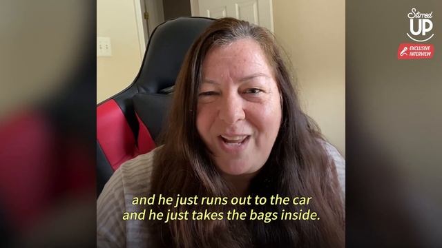 Always There To Lend A Paw! Helpful Dog Carries His Human's Backpack Home From School смотреть онлайн