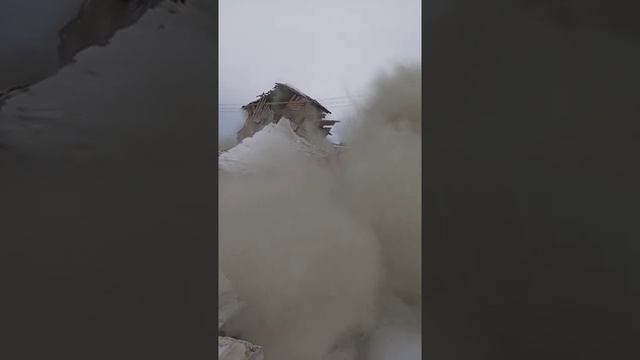 Демонтаж деревянного сарая ЖБК-7 смотреть онлайн