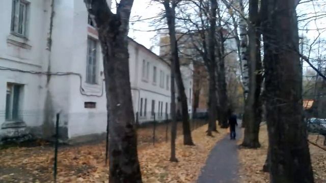Небольшая прогулка по улице 1 мая город Зеленоград район Крюково смотреть онлайн