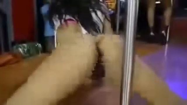 Девушка на пилоне смотреть онлайн