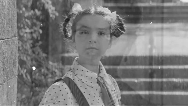 Дочь знаменитого отца и несчастная мать! смотреть онлайн