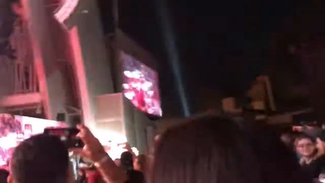 “A Light That Never Comes” Steve Aoki, Frank Zummo of Sum 41 смотреть онлайн