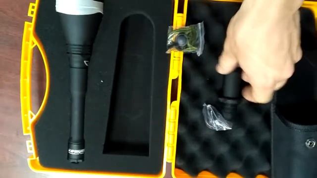 Тактический фонарь ARMYTEK BARRACUDA PRO смотреть онлайн