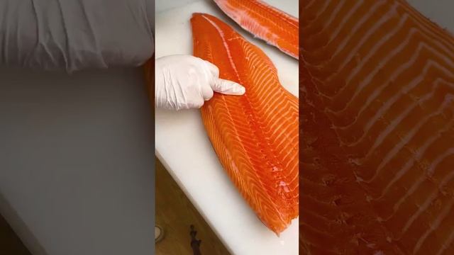 Как правильно освободить от косточек, плавников крупную рыбу 🤔 смотреть онлайн