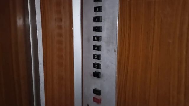 Пассажирские лифты V=0,71 м-с, Q=320 кг (4434)