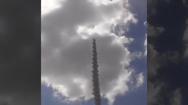 Нереальный китайский фейерверк, салют - ПОДПИСЫВАЙТЕСЬ НА КАНАЛ смотреть онлайн