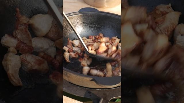 Потрясающий рецепт Мяса с Баклажанами в казане смотреть онлайн