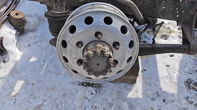 Задняя пневма ГАЗон НЕКС 10т, примерка Японского литья 17,5 ALCOA смотреть онлайн