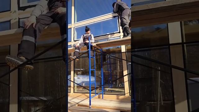 Остекление фахверка. Урезанная версия #фахверк #остекление #вклейка #герметик #стеклопакет смотреть онлайн