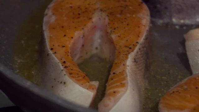 Вкуснейшая Карельская рыба. Просто и вкусно. 4К видео смотреть онлайн