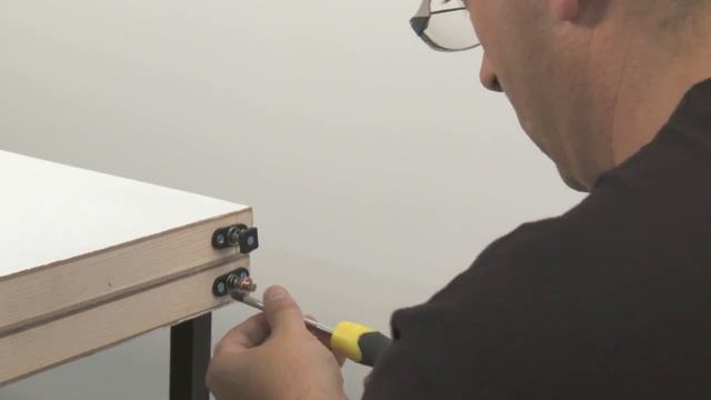 HENDERSON BI-FOLD FOLDING TRACK SYSTEM | Screwfix смотреть онлайн