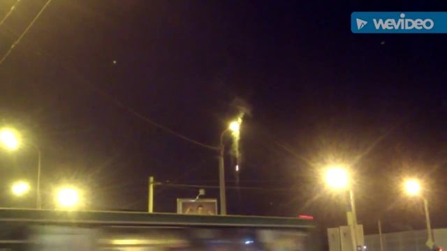 В Харькове горит фонарь смотреть онлайн