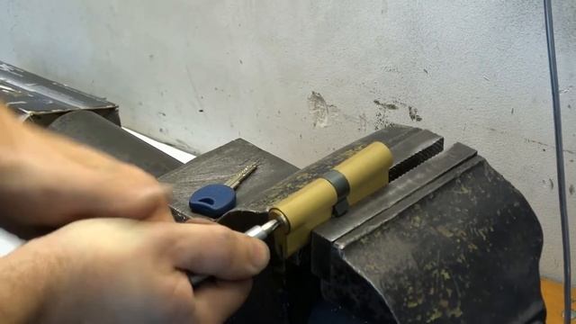 Apecs XS LEX lock picking смотреть онлайн