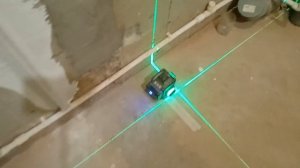 Как выставить углы 90 градусов в ванной комнате. Легко и просто.